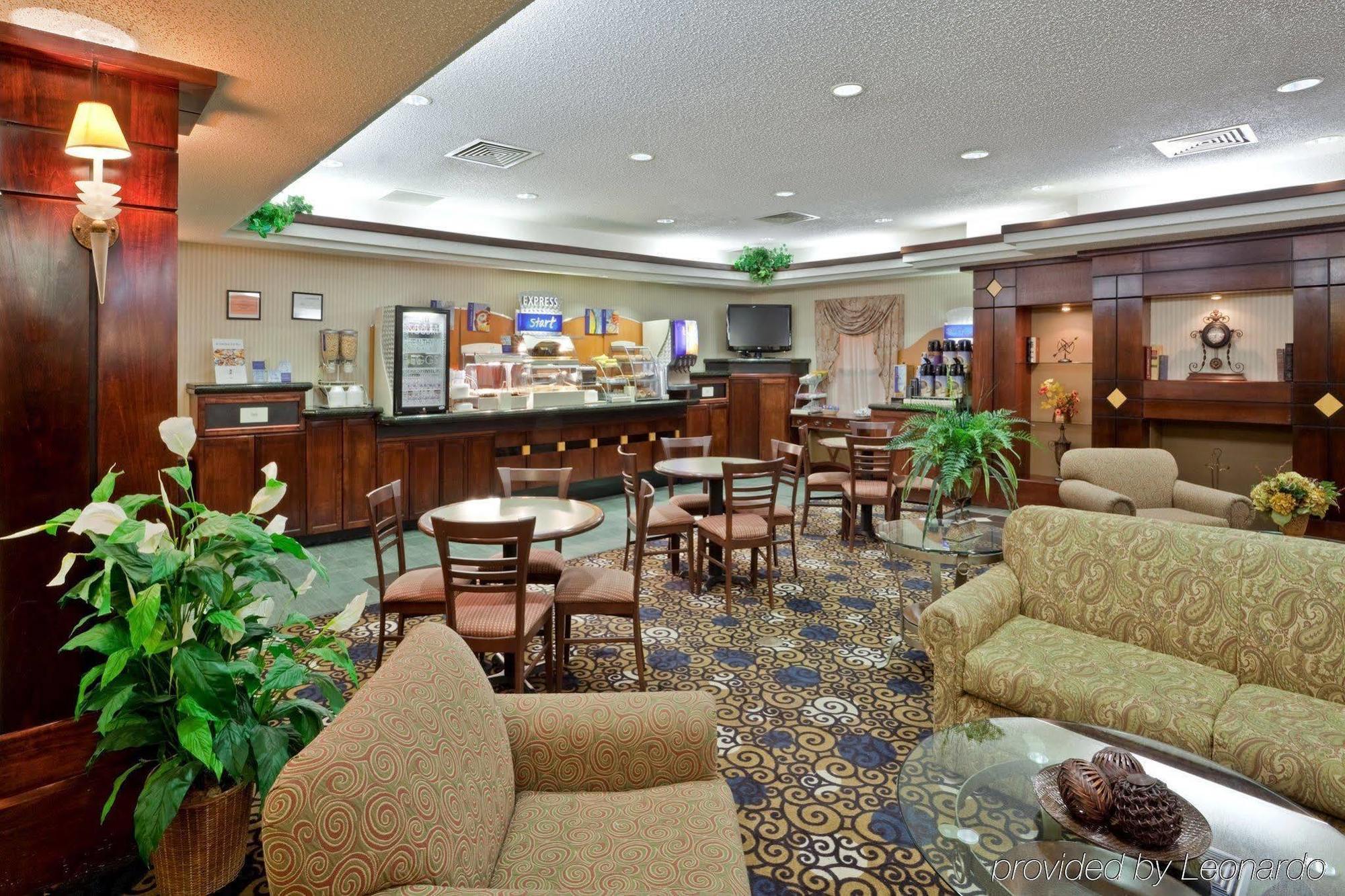 Windsor Inn & Suites Dodge City Exterior foto